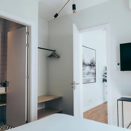 Cozy 1br Getaway Intendente | By Airnest * Lisbona