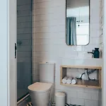 Cozy 1br Getaway Intendente | By Airnest Apartment
